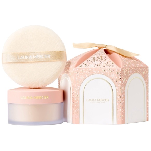 laura mercier Other - NWT Laura Mercier Divinely Flawless Translucent Loose Setting Powder & Puff Set
